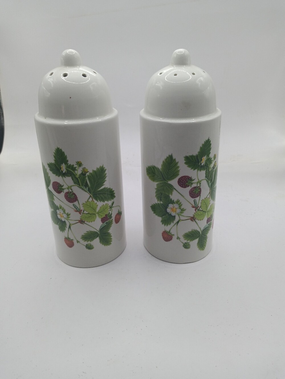 Portmeirion Summer Strawberries Shackers